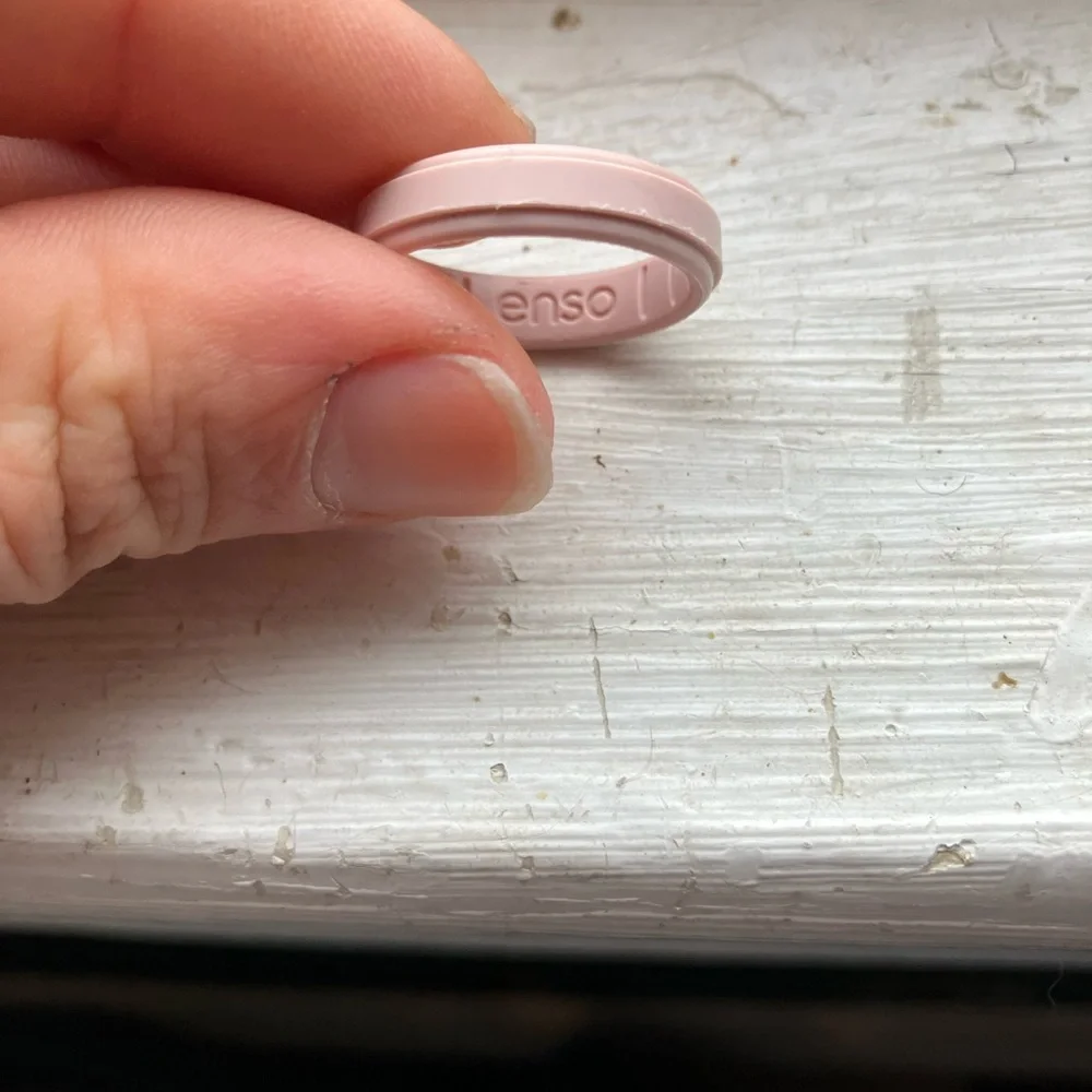Enso pink Sand thin Silicone Ring - Picture 3 of 8